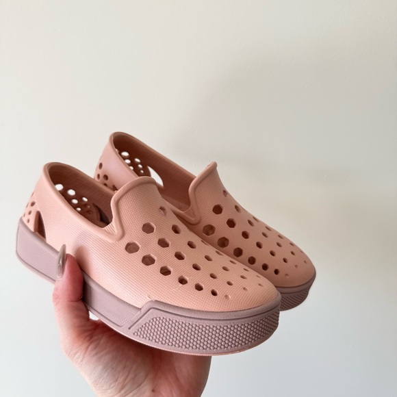 Kids Pink Slip-On Sandals Joybees Size 13 - Picture 2 of 7